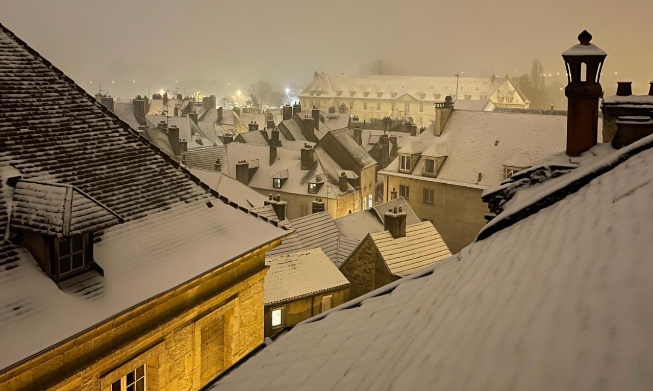 Bellevue Appartement Sous Les Toits Hypercentre Climatise Dole Exteriör bild